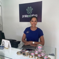 PRAIA PET SHOP – Stephannie Arroio Praia